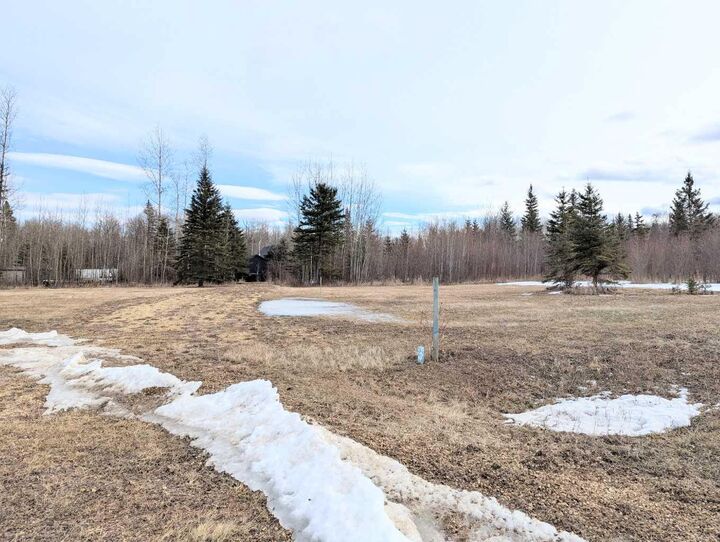 Property Photo: 7 Marina Way AB T0G 0X0