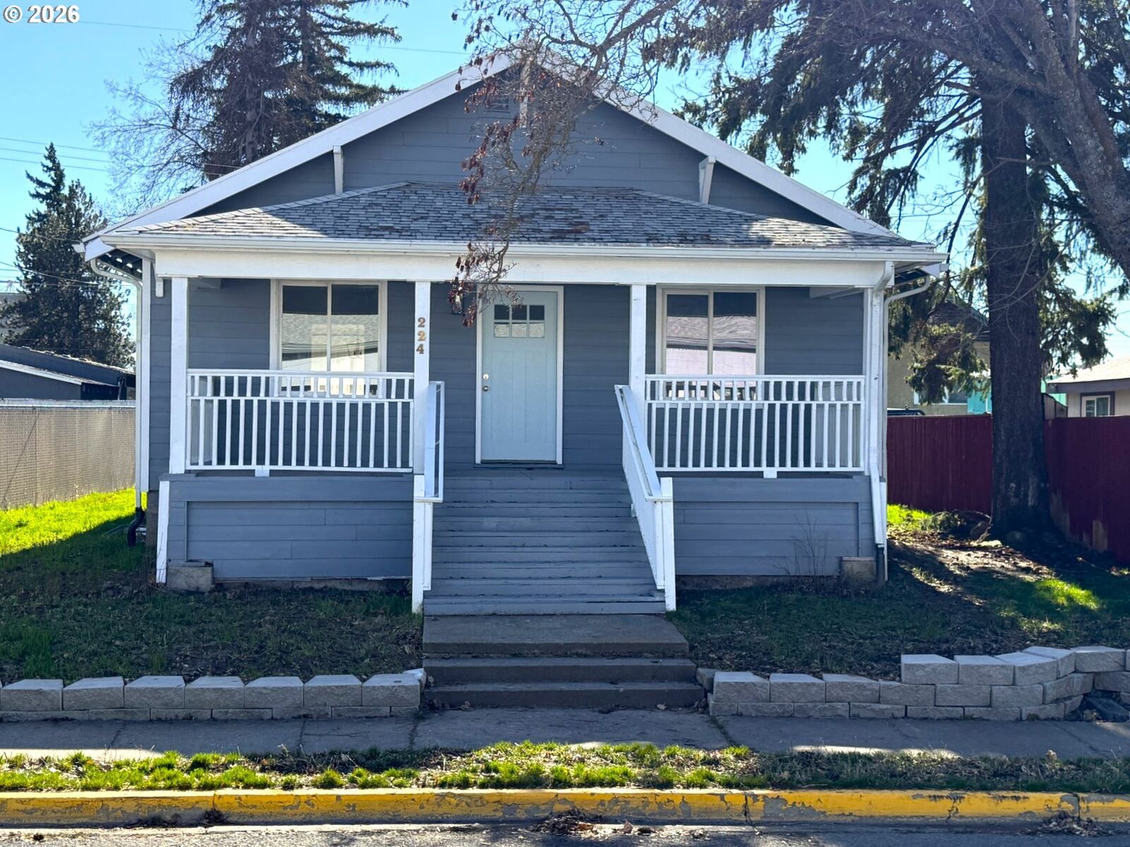 Property Photo:  224 W Court St  WA 98620 