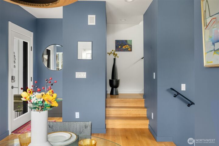 Property Photo:  1808  19th Avenue S A  WA 98144 