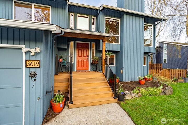Property Photo: 3619 Nassau Avenue NE WA 98422