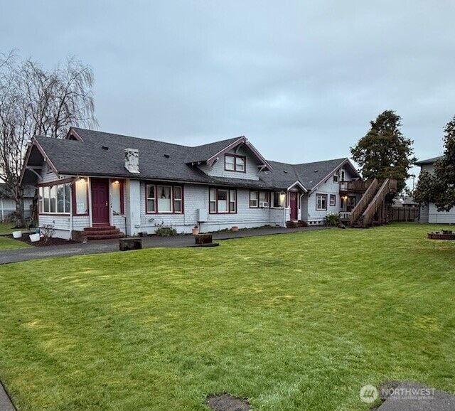 Property Photo: 711 N WA 98550