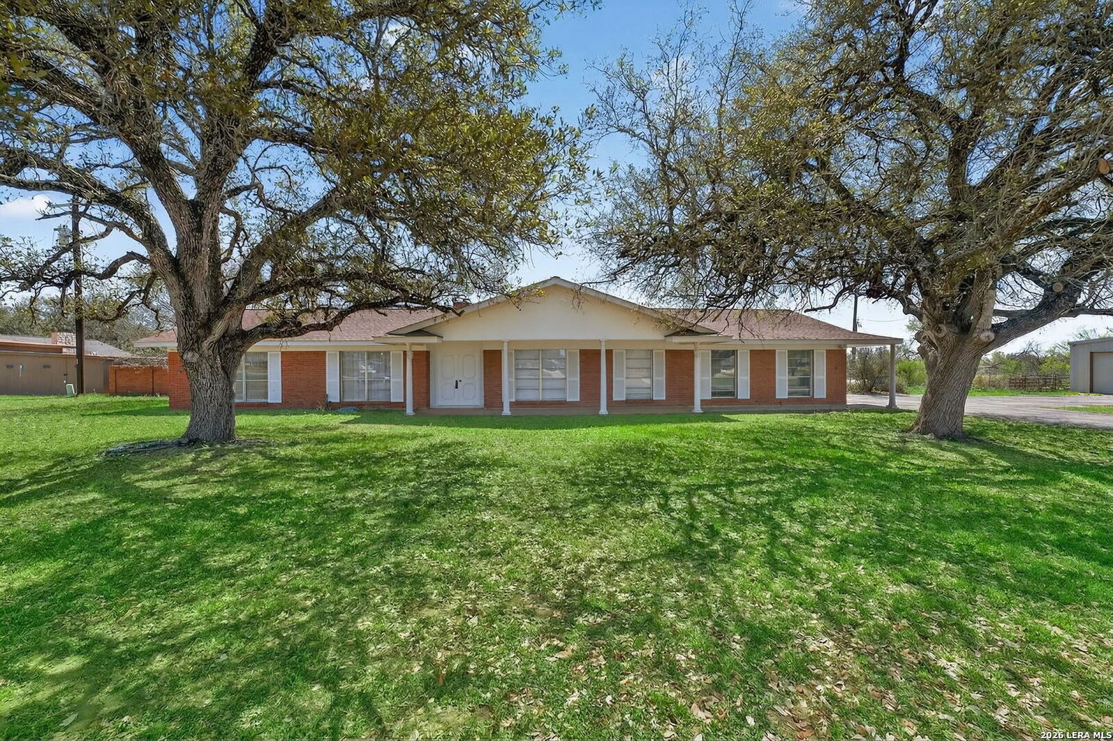 Property Photo:  514 Hospital  TX 78114 