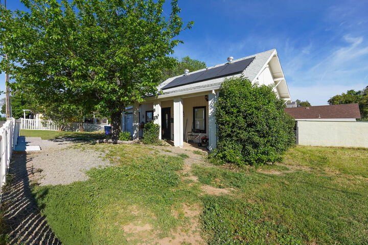 Property Photo:  1500 Walbridge Street  CA 96080 