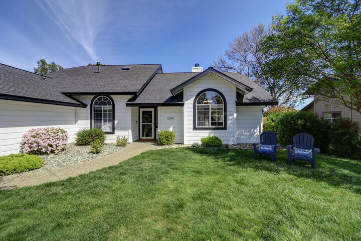 Property Photo: 1289 River Ridge Drive CA 96003
