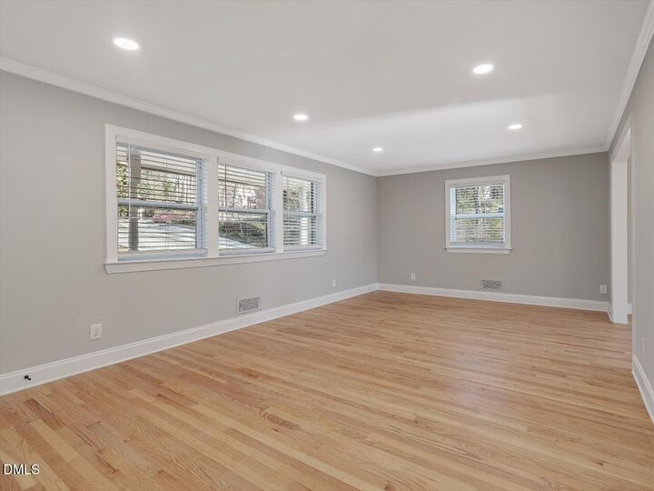 Property Photo: 1024 Tanglewood Drive NC 27511