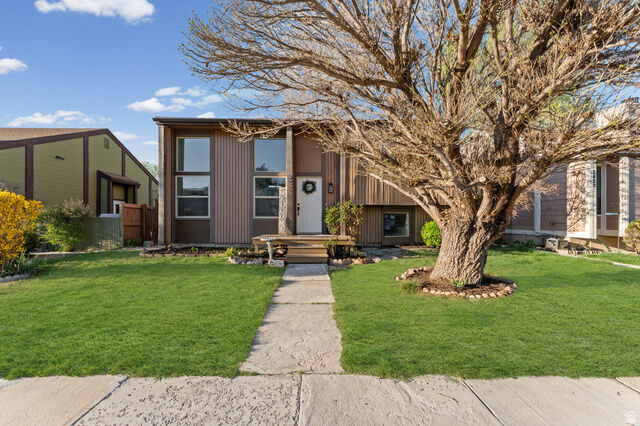 Property Photo:  2426 W Hardrock Dr  UT 84129 