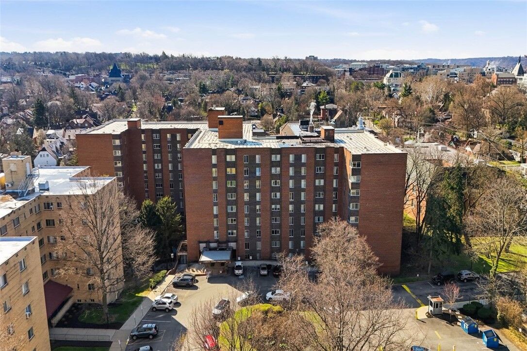 Property Photo:  5 Bayard Rd 520  PA 15213 