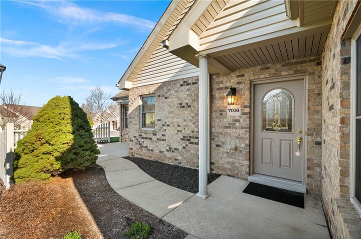 Property Photo: 7016 Berringer Court PA 15108