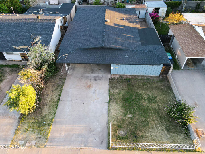 Property Photo:  649 E 2nd Street  AZ 85203 