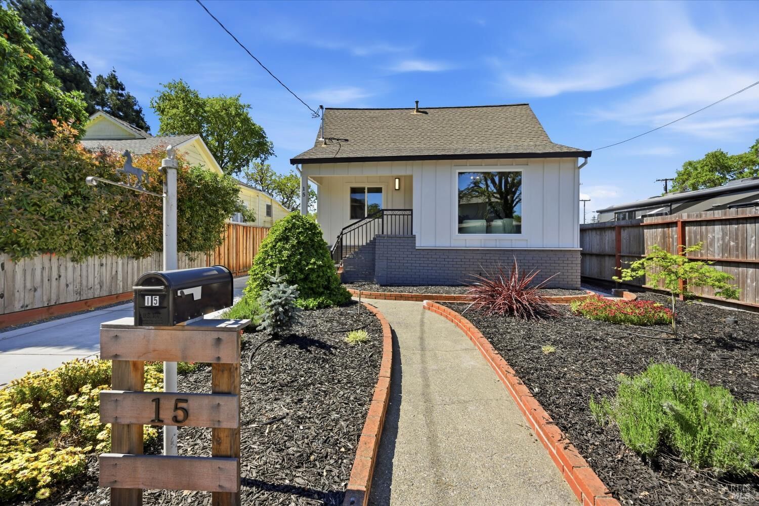 Property Photo:  15 Ward Street  CA 95448 