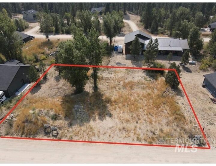 Property Photo:  206 Lainey Ln.  ID 83631 