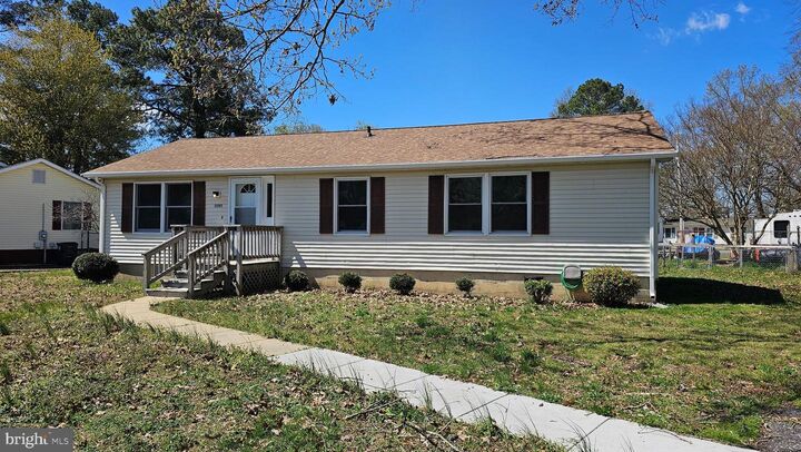 Property Photo:  22281 Nomoni Street  MD 20650 