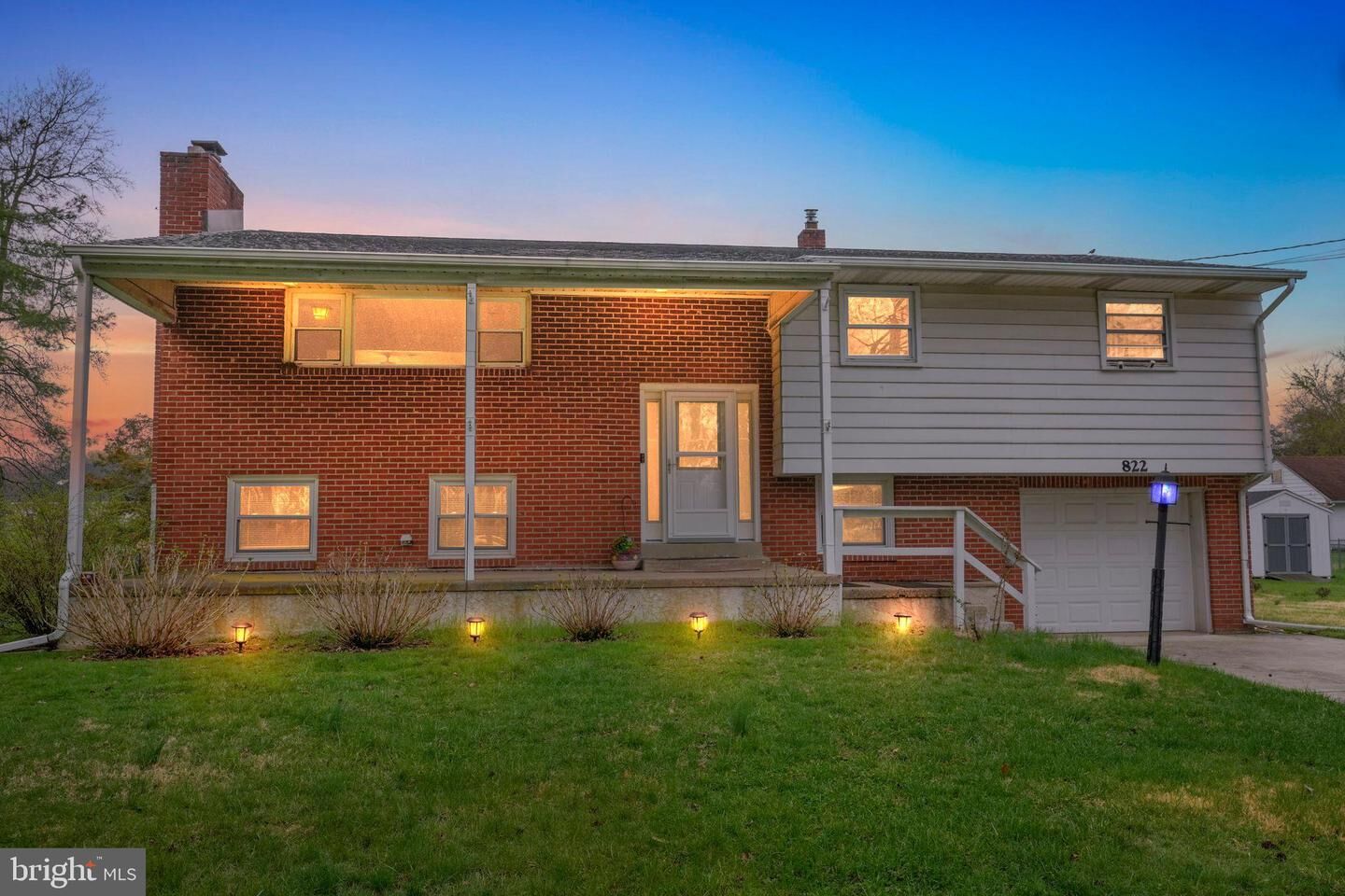 Property Photo:  822 Murray Avenue  NJ 08002 