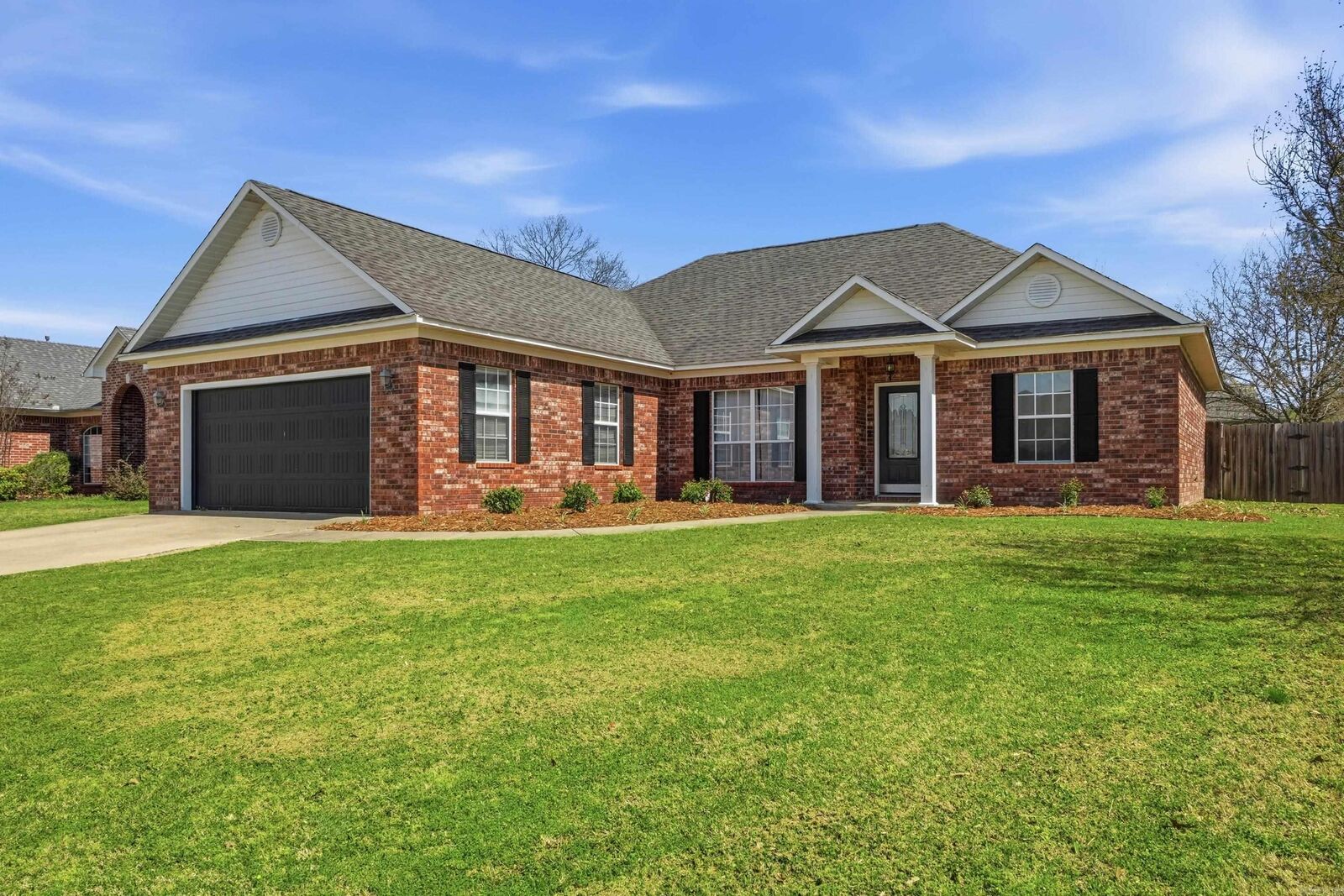 Property Photo:  1140 Trillium  AR 72034 