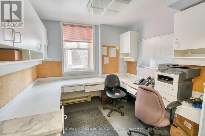 Property Photo:  505 O'Connor Street  ON K1S 1Y8 