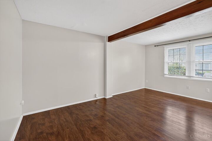 Property Photo: 2847 Mossy Brink Court OH 45039