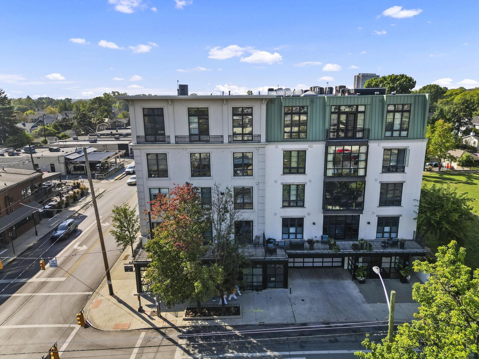 Property Photo:  1475 W 3rd Avenue  OH 43212 