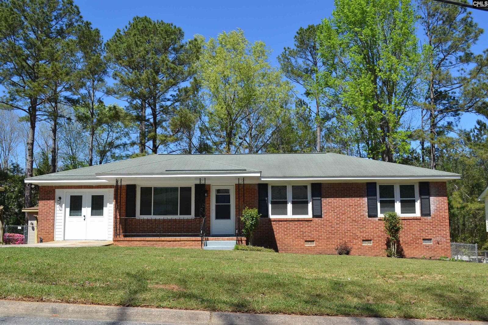 Property Photo:  604 Wilmette Road  SC 29203 