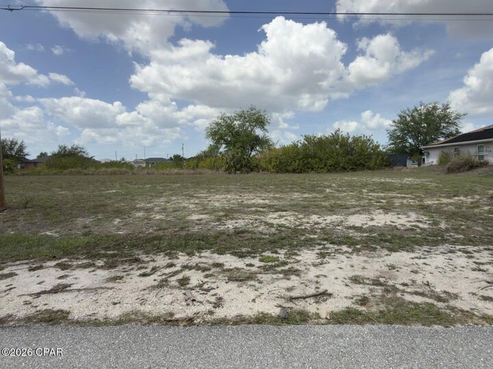 Property Photo:  2206 1st Place  FL 33909 