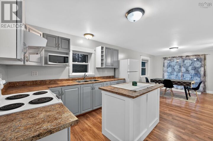 Property Photo: 7068 Highway 224 NS B0N 2M0