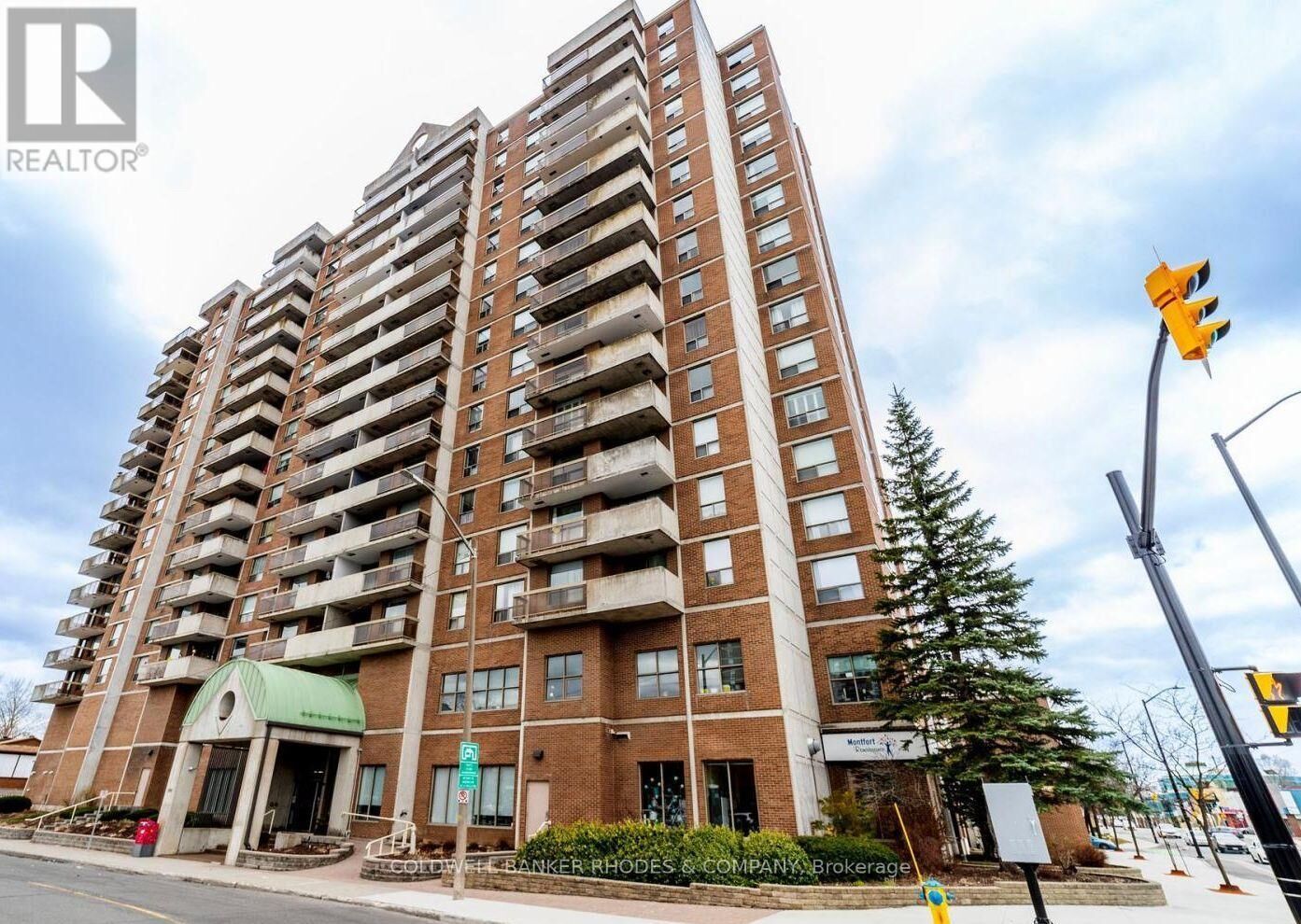 Property Photo:  200 Lafontaine Avenue 1203  ON K1L 8K8 