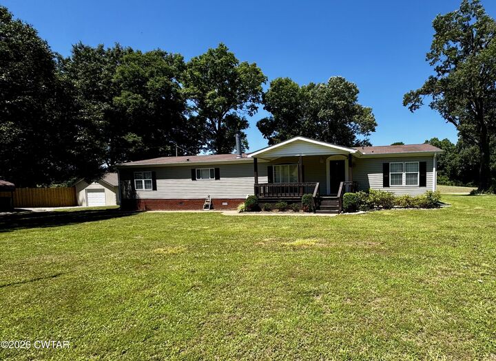 Property Photo:  605 Oak Grove Road  TN 38258 