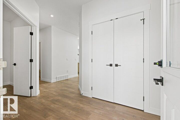 Property Photo: 5018 53 Avenue AB T0C 0V0
