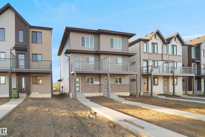 938 19 Avenue NW — photo 1