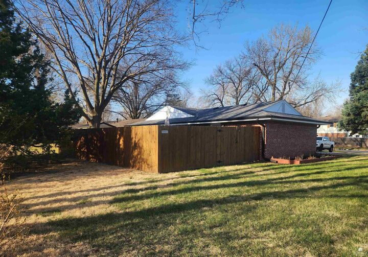 Property Photo:  1912 Browning Avenue  KS 66502 