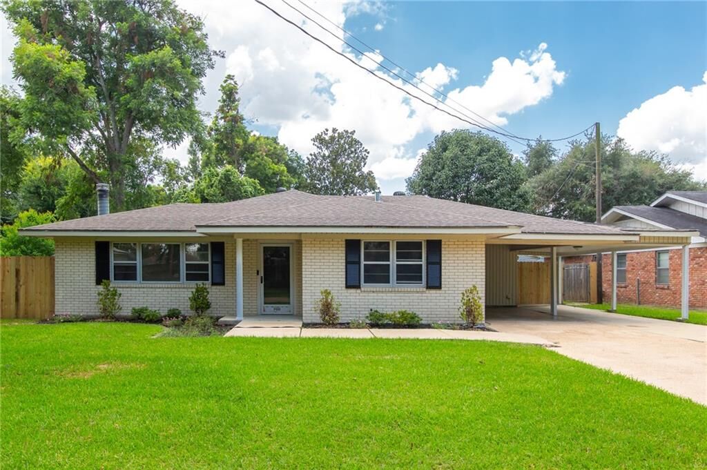 Property Photo: 4011 Leon Drive LA 71303