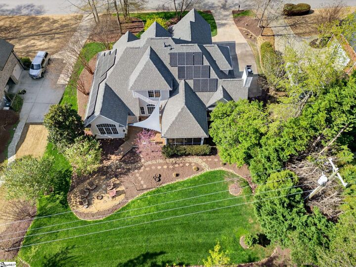 Property Photo: 717 Black Wolf Run SC 29306