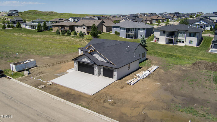 Property Photo:  4420 Marsh Hawk Drive  ND 58503 
