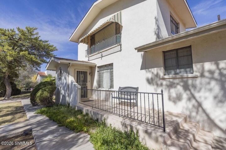 Property Photo:  950 Hess Terrace  NM 88005 