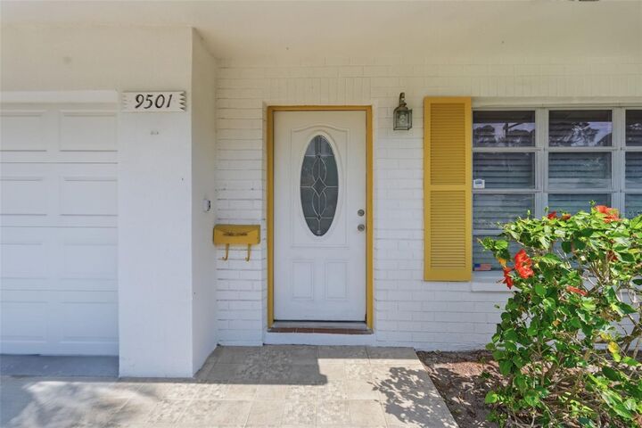 Property Photo: 9501 45th Way N FL 33782