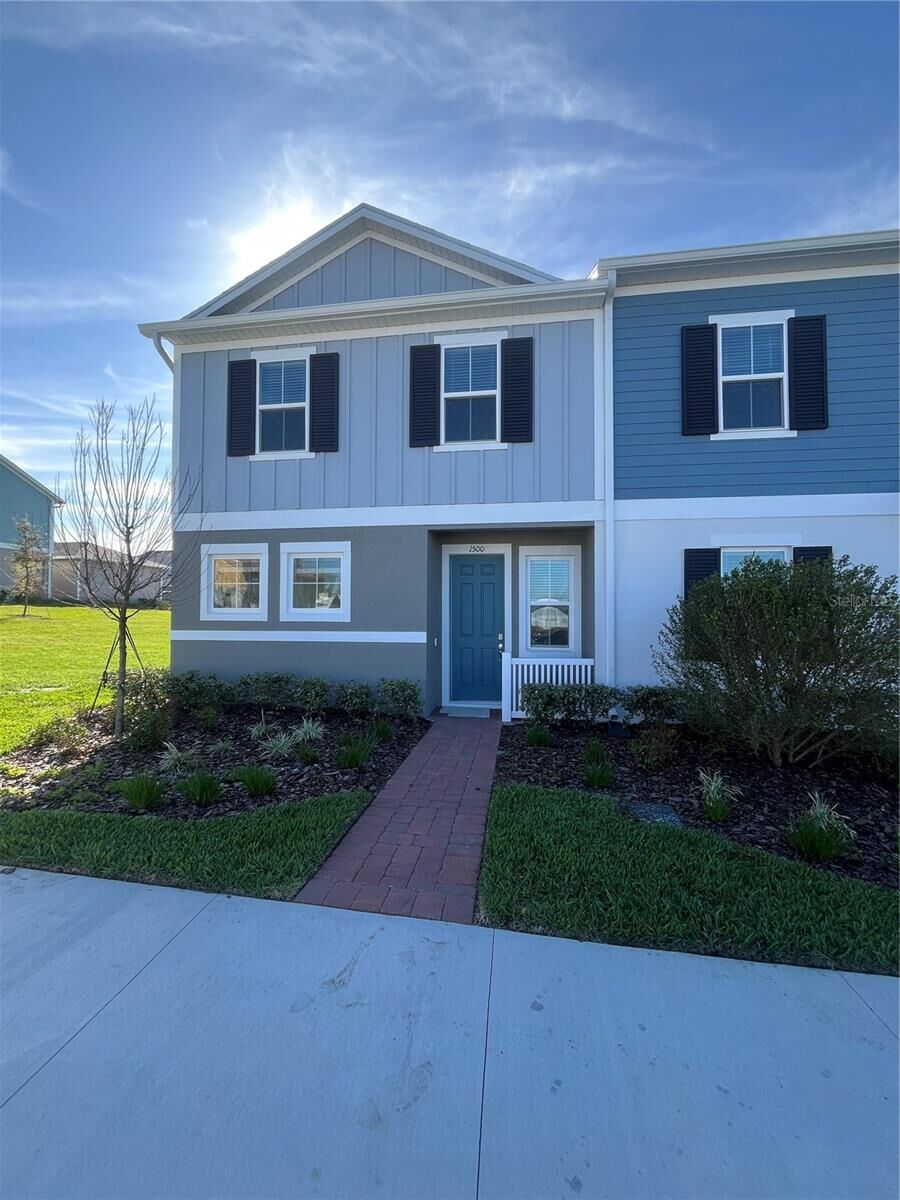 Property Photo:  1500 Silver Lining Way  FL 32703 