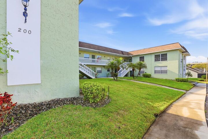 Property Photo:  1250 S Pinellas Avenue 214  FL 34689 