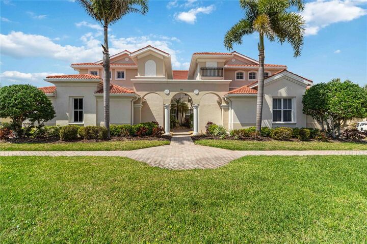 Property Photo:  133 Bella Vista Terrace 32C  FL 34275 