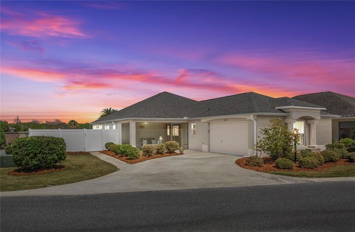 Property Photo: 9155 SE 167th Ford Street FL 32162