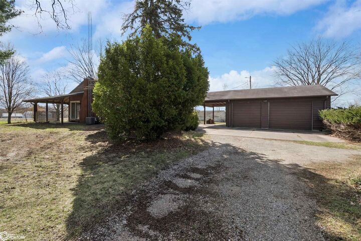 Property Photo:  22785 Dmc Highway 79  IA 52623 
