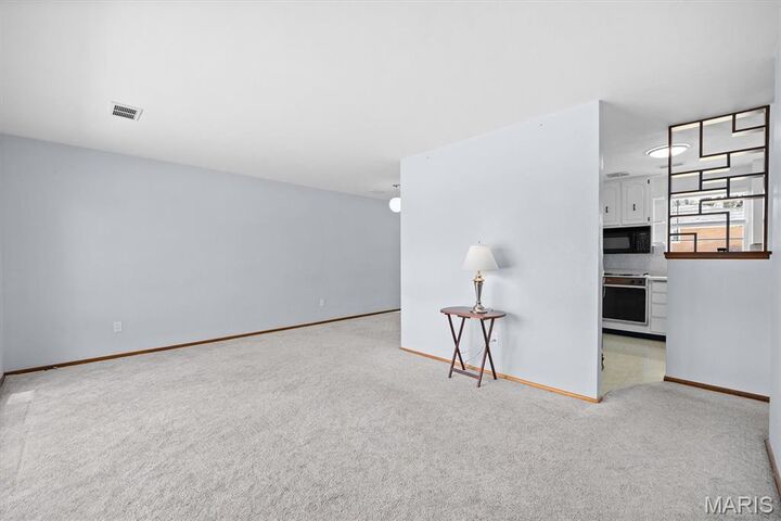 Property Photo: 628 Roanoke Drive IL 62025
