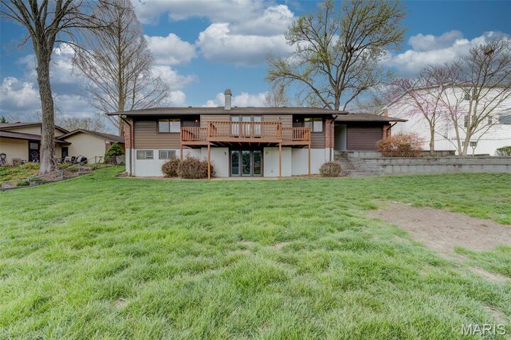 Property Photo:  1946 Burlewood Drive  MO 63146 