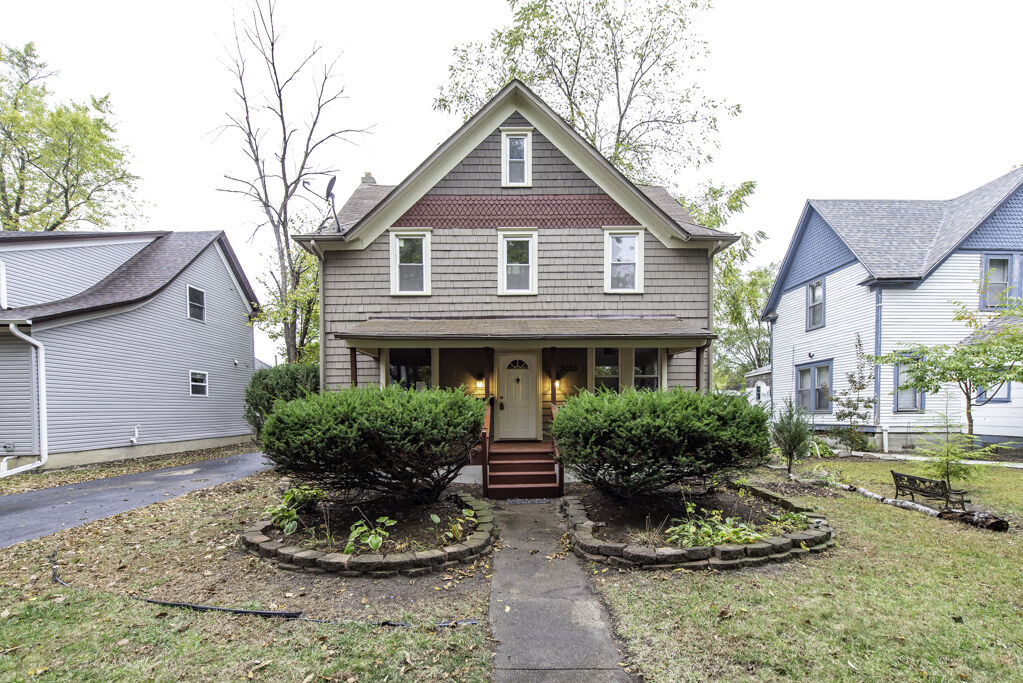 Property Photo: 3020 Ezekiel Avenue IL 60099