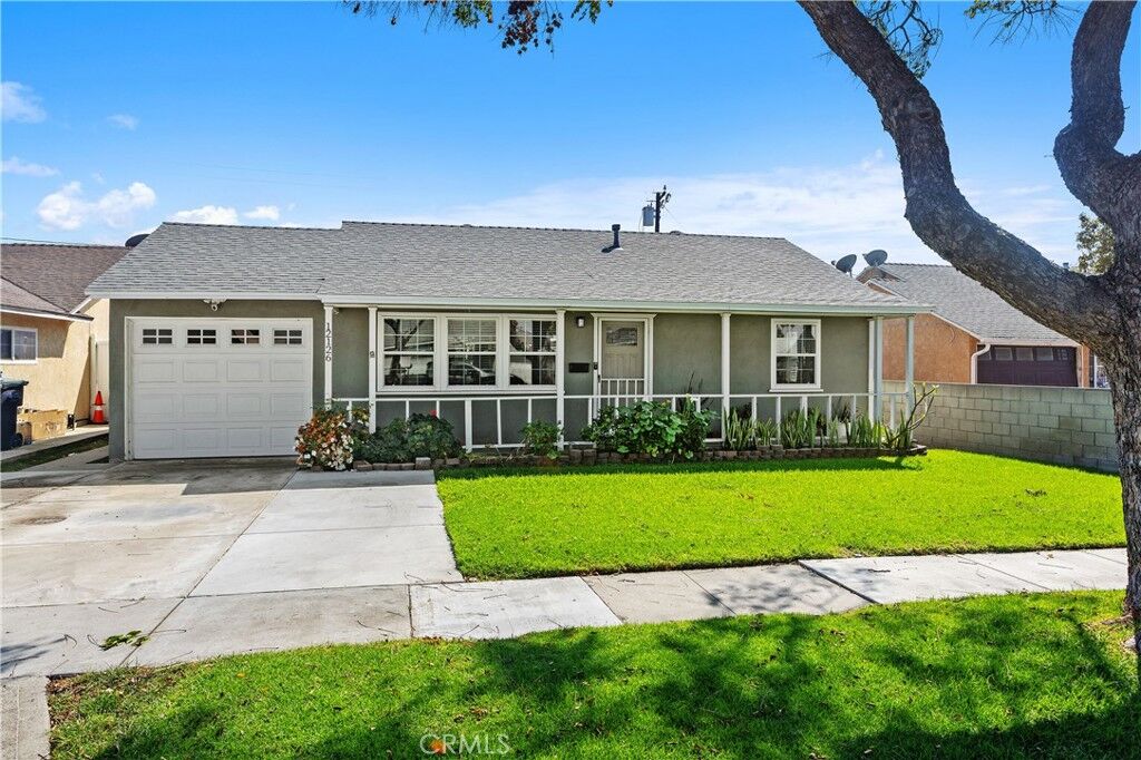 Property Photo:  12126 Oracle Street  CA 90650 