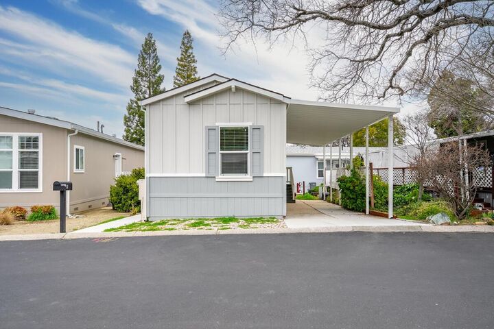 Property Photo:  9 Lily Avenue  CA 95603 