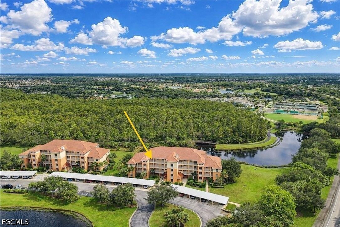 Property Photo: 10510 Amiata Way 402 FL 33913