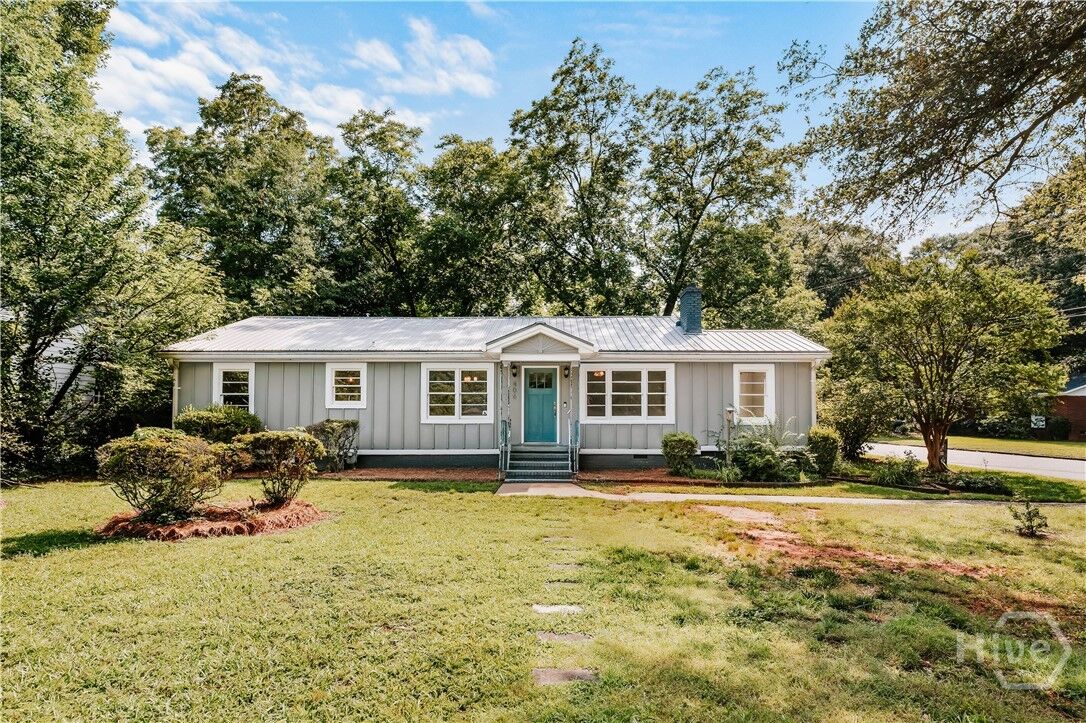 Property Photo:  406 Sunset Drive  GA 30606 