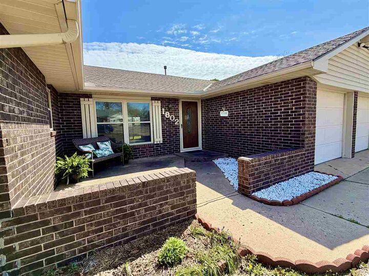Property Photo: 1802 Princeton OK 74604