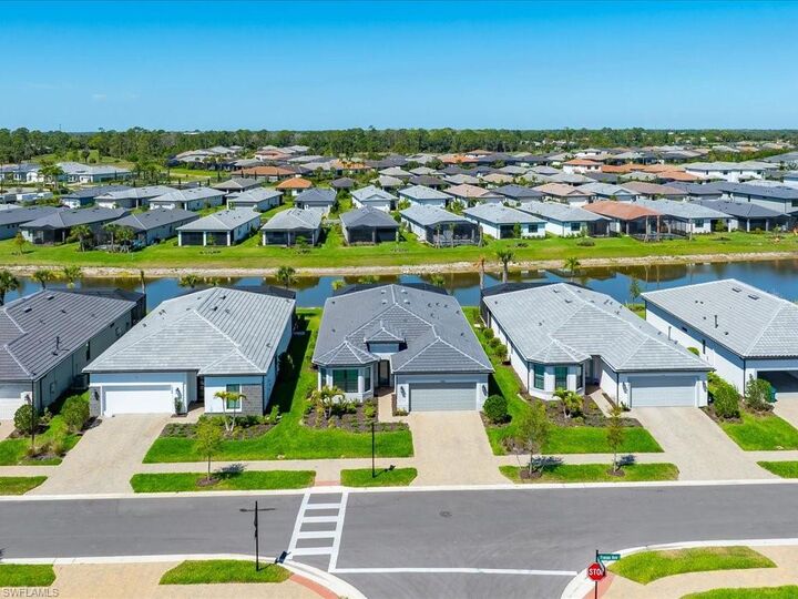 Property Photo:  1945 Fresno Ave  FL 34120 