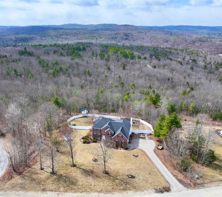 Property Photo: 115 Roosevelt Road NH 03281