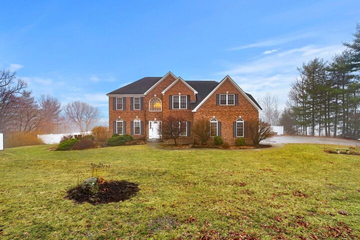Property Photo:  115 Roosevelt Road  NH 03281 